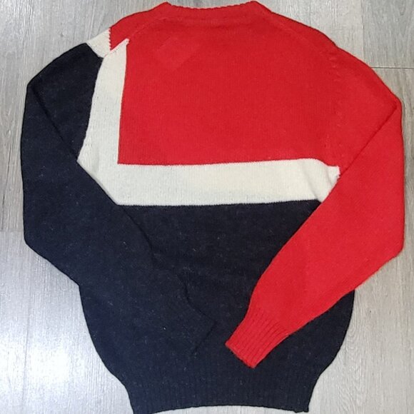 Wool Retro Designed Sweater - Picture 2 of 3